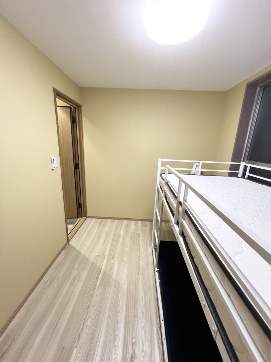 Room 302